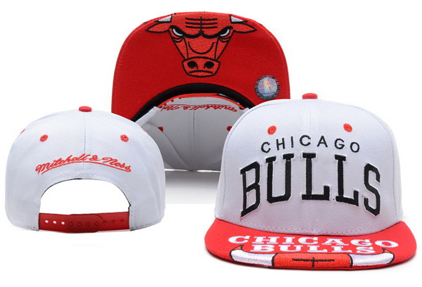 Chicago Bulls White Snapback Hat XDF